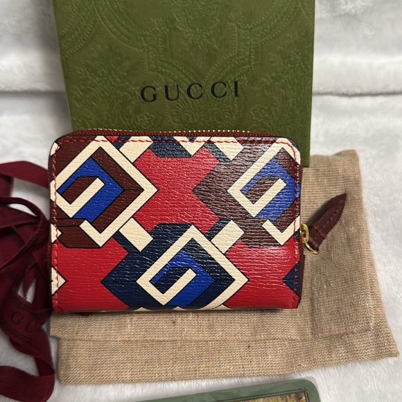 Gucci card game - Picture 7 of 8